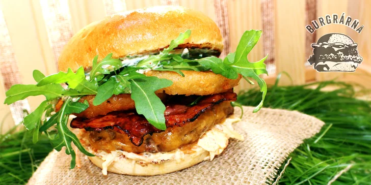 Burger menu v Pardubicích pro 2: z lokálních zdrojů, s hranolky či Coleslawem