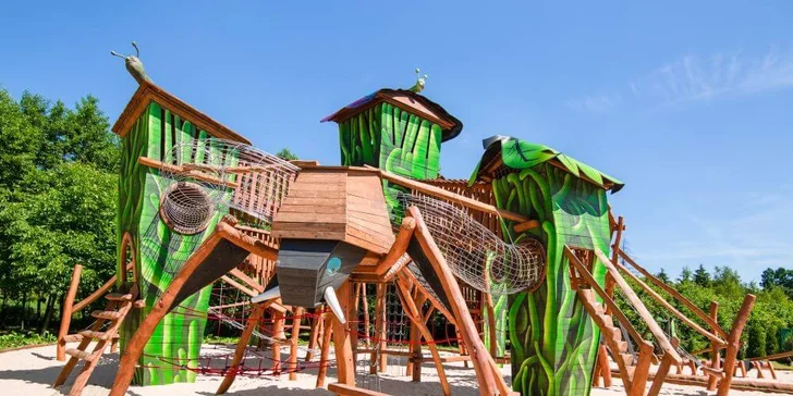 Navštivte park plný dinosaurů a zábavy: 2denní vstup do polského Zatorlandu