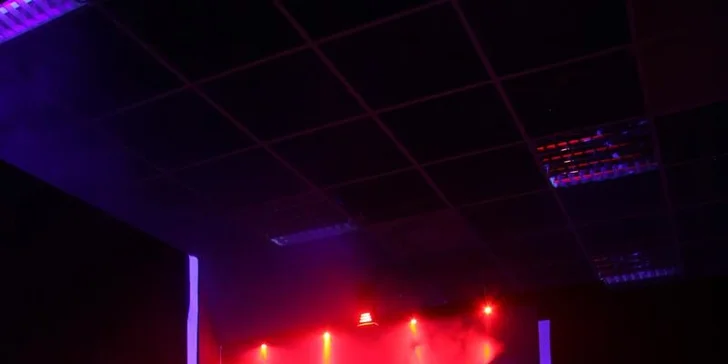 Letní střílečka v laser game aréně LazerFun: hra pro 1, 4, 6, 8 nebo 12 osob