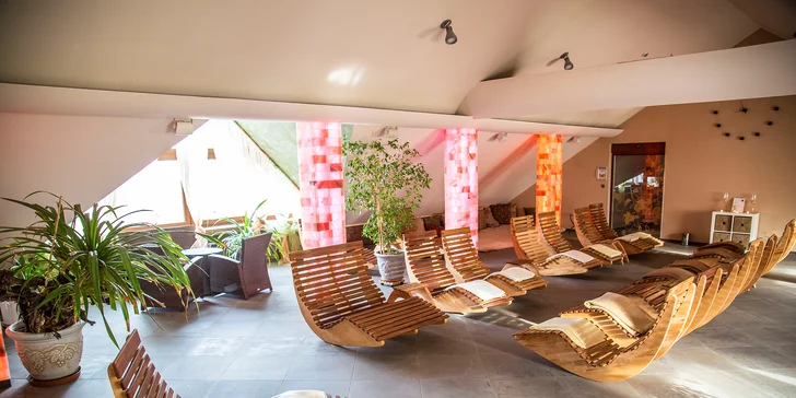 Luxusní srpnový relax v prosluněném Mikulově: wellness s bazénem na střeše
