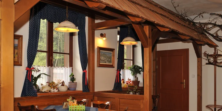 Hotel přímo pod Radhoštěm: snídaně, beskydská večeře a privátní wellness