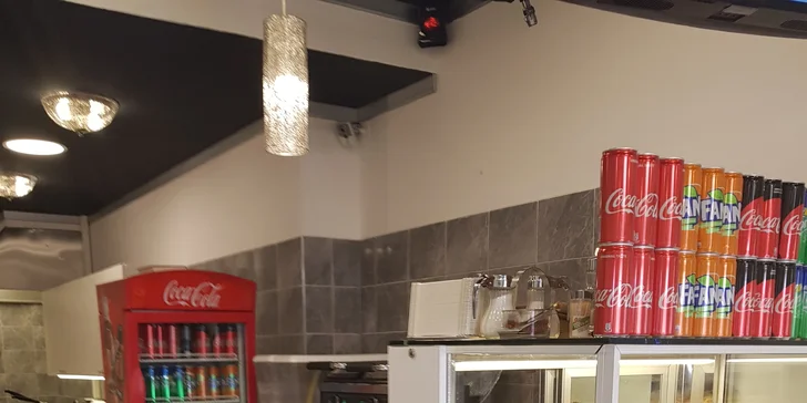 Křupavá pizza nebo dvě dle výběru z 5 variant v srdci pražských Vinohrad