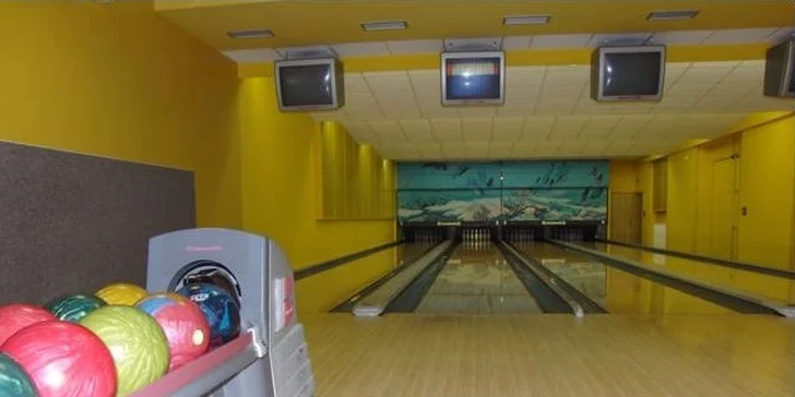 60 minut bowlingu v týdnu i o víkendu až pro šestičlennou partu