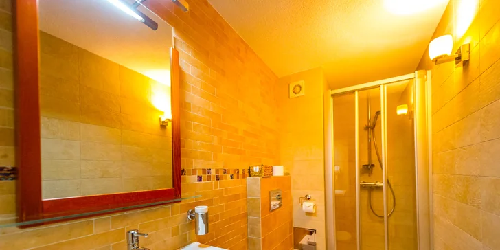 Stylová horská chata v Nízkých Tatrách: 2–5 nocí s polopenzí a wellness