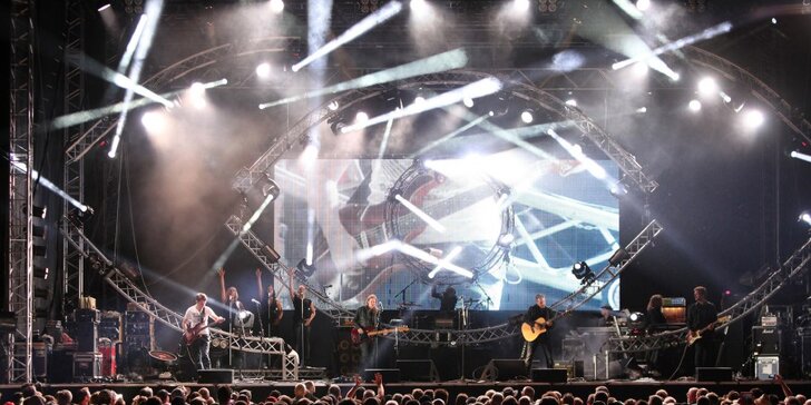 Floyd Reloaded: Velkolepá show k poctě Pink Floyd v Lucerně
