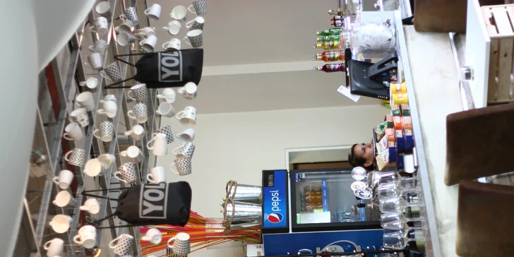 Vezměte to zlehka: míchané saláty s masem, nivou nebo mozzarellou