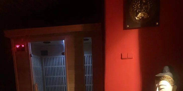 Masáž probíhá v soukromí a za zvuků příjemné thajské hudby.