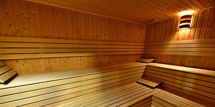 Hosté mohou využít saunu s ochlazovacím bazénkem.