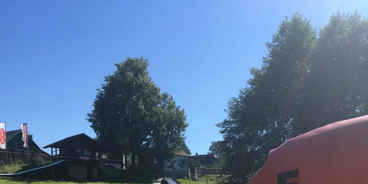 Červen plný adrenalinových atrakcí pro děti: horské káry, tubing i trampolíny