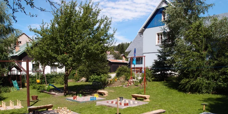 Dovolená plná her a výletů v rodinném penzionu na úpatí Krkonoš