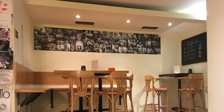 Bacon burger s vyzrálým hovězím, domácími hranolky a pivem z Poličky