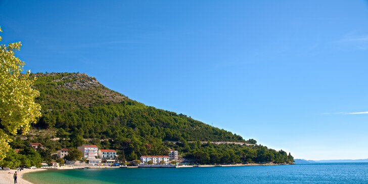 Týden letní pohody v chorvatském letovisku Drvenik v penzionu 150 m od pláže