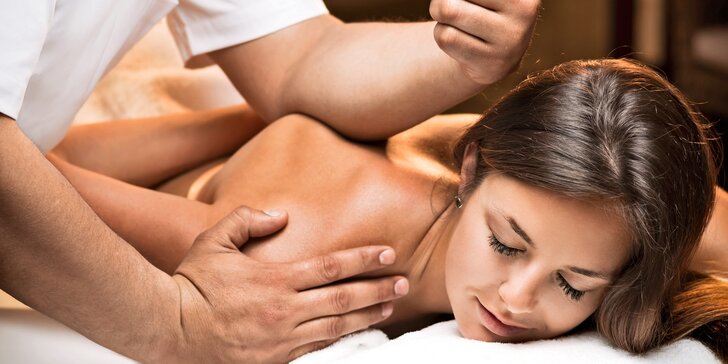 Profesionální zdravotní nebo regenerační masáž v centru Prahy