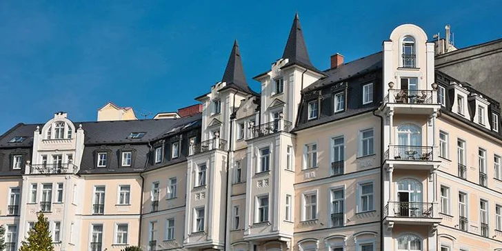 Relax ve špičkovém 4* hotelu Sun: wellness procedury, polopenze, bazén