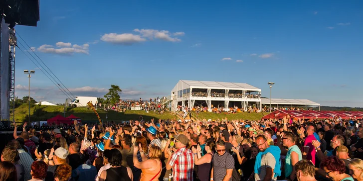 Benátská! s Impulsem: celofestivalová VIP vstupenka a setkání s Bonnie Tyler