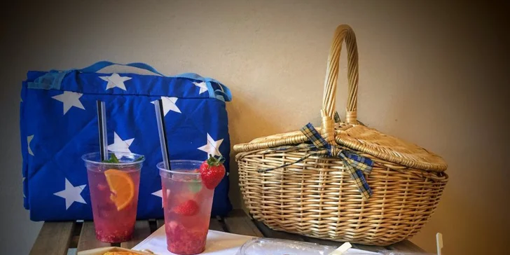 Zajděte na piknik: piknikové koše plné italských dobrot pro dva