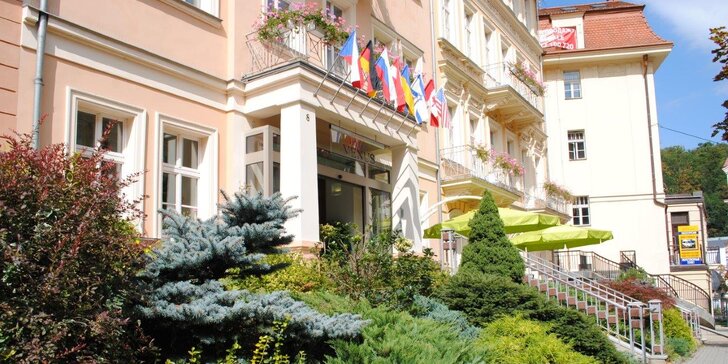 Relax ve 4* hotelu v Karlových Varech s polopenzí, procedurami i whirlpoolem