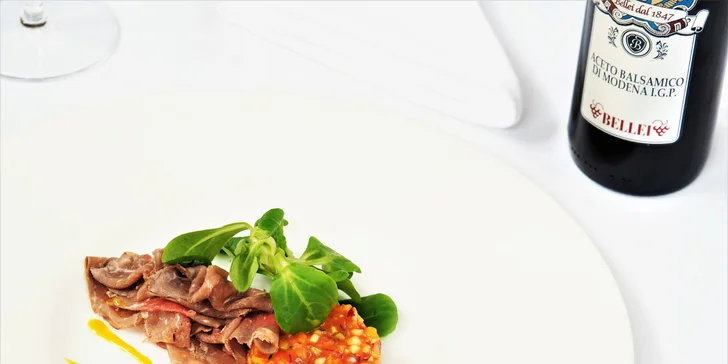 5chodové degustační menu: roastbeef, hráškový krém, steak, sorbet i dezert