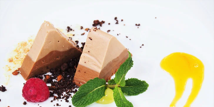 5chodové degustační menu: roastbeef, hráškový krém, steak, sorbet i dezert