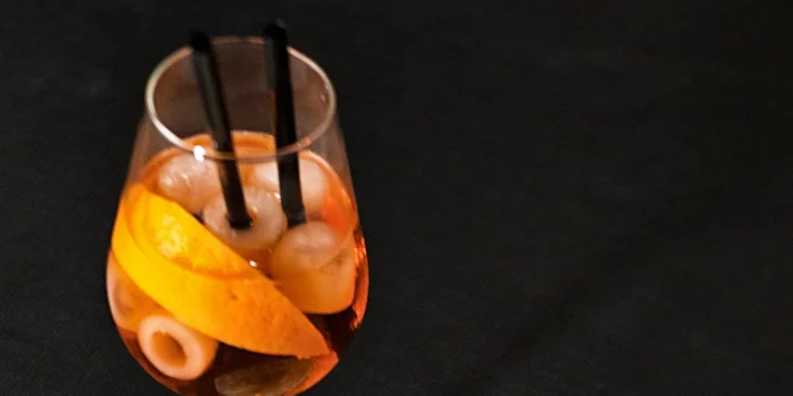 Talíř dobrot a Aperol, Prosecco nebo víno na Vinohradech