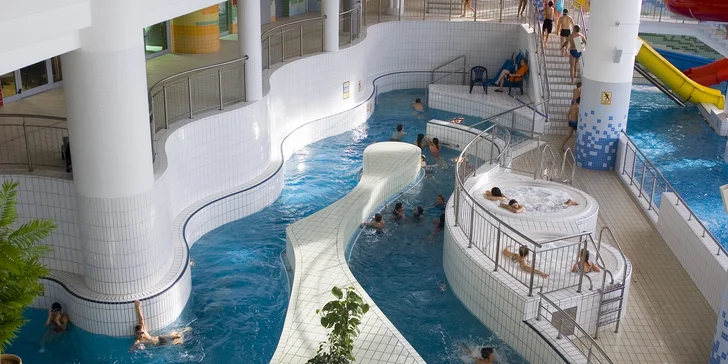 Celodenní vstupenka do aquaparku Zakopané v Polsku pro celou rodinu
