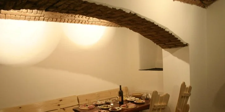 Talíř dobrot a Aperol, Prosecco nebo víno na Vinohradech