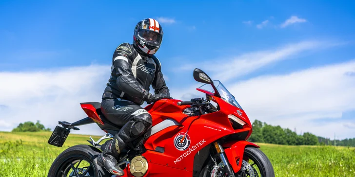 Zažijte adrenalinovou jízdu na závodní Ducati: 40 minut nebo 8 hodin