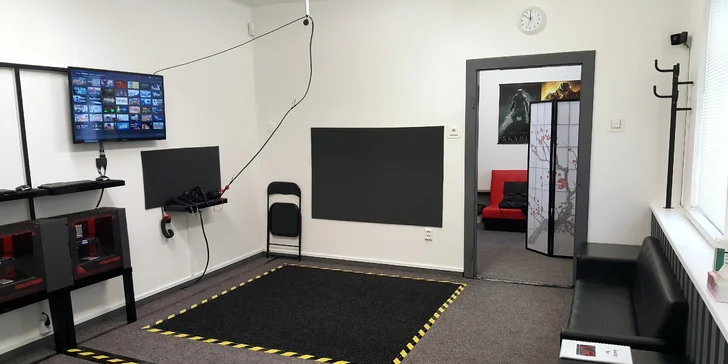 Virtuální realita na hodinu či dvě, pro jednoho nebo dvojici hráčů, 40 her na výběr