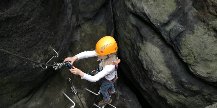 Via Ferrata: Lezení po Opičích kamenech v Česko Saském Švýcarsku až pro 3 osoby