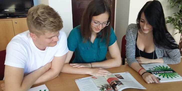 Záloha na roční intenzivní pomaturitní studium angličtiny nebo španělštiny