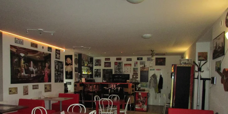 XXL burgery s masem od řezníka v domácí máslové bulce