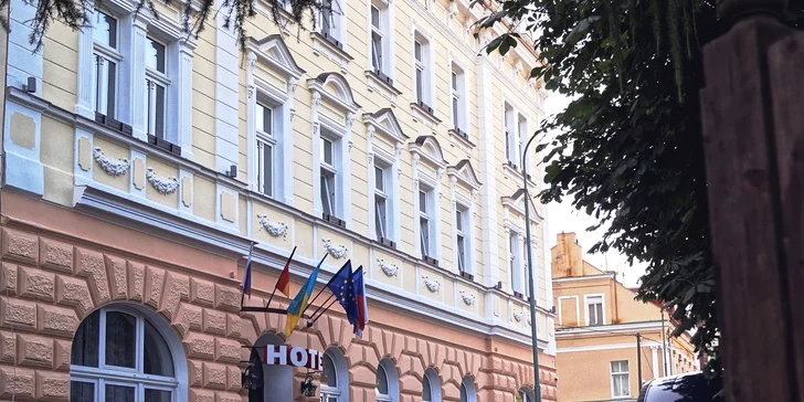 Klid v hotelu u lázeňského lesa vč. bazénu, sauny a možnosti masáže i vířivky
