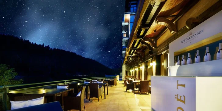 4chodové menu v luxusním 5* hotelu: tataráček, polévka i hovězí burger