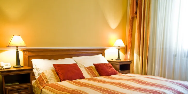 2 nebo 3 dny v rustikálním hotelu: pobyt v centru města jen 500 m od hradu