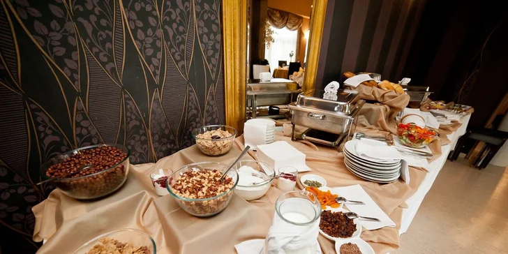 2 nebo 3 dny v rustikálním hotelu: pobyt v centru města jen 500 m od hradu