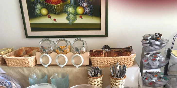 Léto na Ischii: 7 nocí, 3* hotel, zátoka s termální vodou, dítě do 12 let zdarma