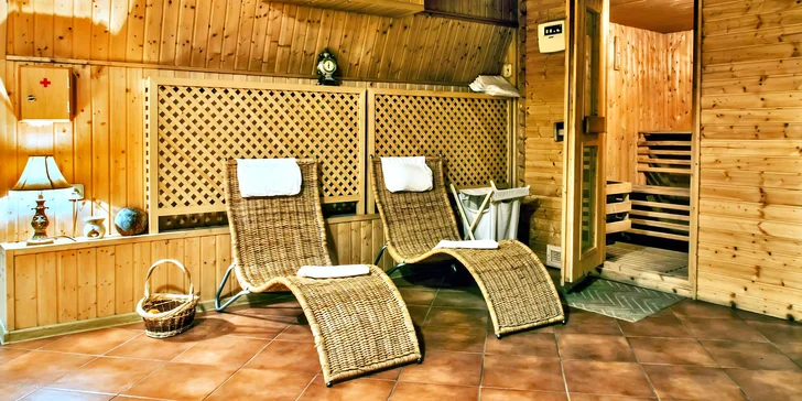 2 nebo 3 dny v rustikálním hotelu: pobyt v centru města jen 500 m od hradu