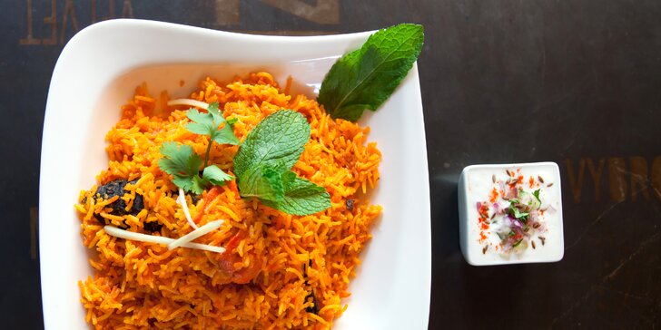 Bohaté indické menu pro 2: poskládejte si barevnou hostinu dle své chuti