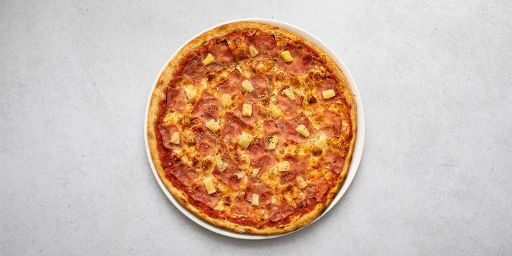 Těšit se můžete na klasické druhy jako je Margherita, sýrová či salámová pizza, ale ochutnáte i špenátovou nebo Maestro s hermelínem a kuřecím masem.  