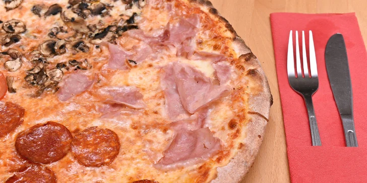 Pizza z pece na dřevo dle vlastního výběru a nealko nápoj pro 1 i pro 2