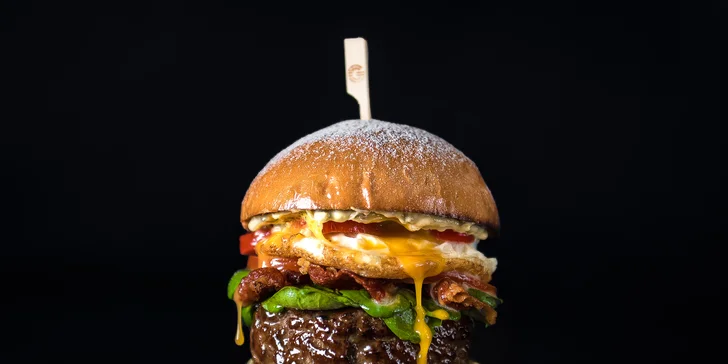 Burgery ve Vodičkově s hovězím Black Angus a pivem nebo nealkem