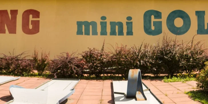 2 libovolné pizzy dle výběru ze 40 druhů a možnost zahrát si minigolf