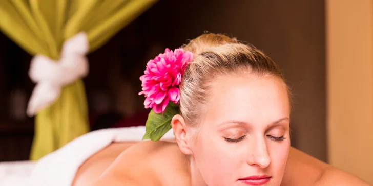 2 hod. hýčkání v thajském wellness Ban Thai: masáž těla i chodidel a koupel