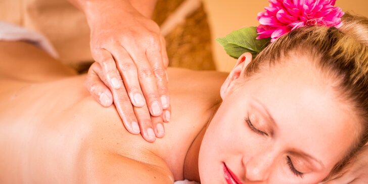 Olejová masáž od masérek z Thajska v Ban Thai Massage: 60 nebo 90 minut