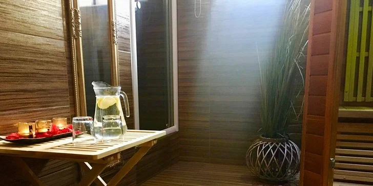 Relax i romantika ve vířivce a sauně: 60 či 120 minut pro pár nebo až 5 osob