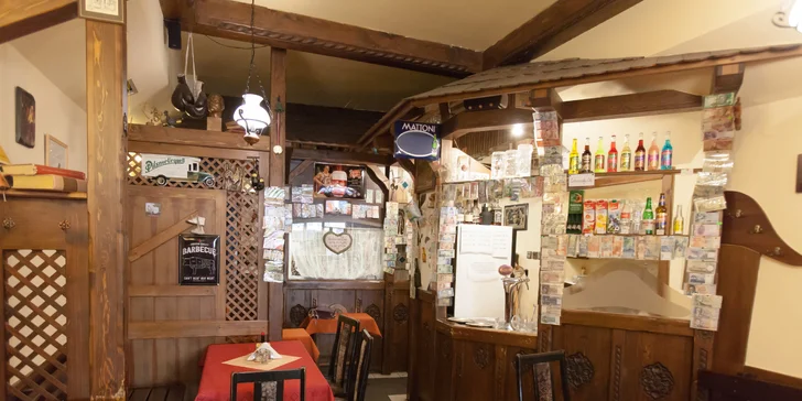 Tatarák ze svíčkové nebo steak s hranolky ve vyhlášené restauraci U Kohouta