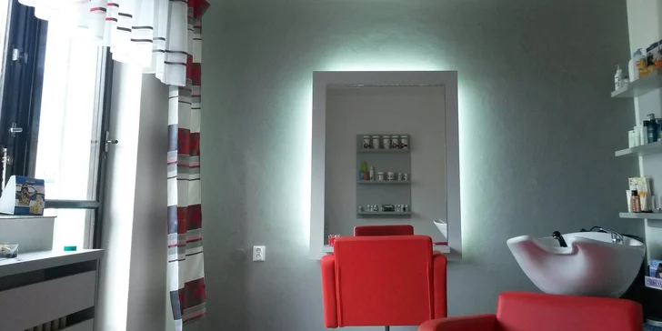 Chraňte vlasy před sluníčkem: balíček s L'oréal Solar Sublime kosmetikou