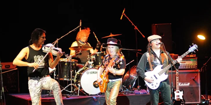 Vstupenky na říjnový koncert skupiny Slade v brněnském Sono centru