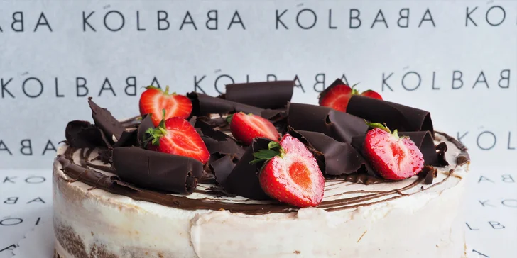 Kinder Bueno nebo mangový dort z vyhlášené cukrárny: 1,8 kg, 12–14 porcí