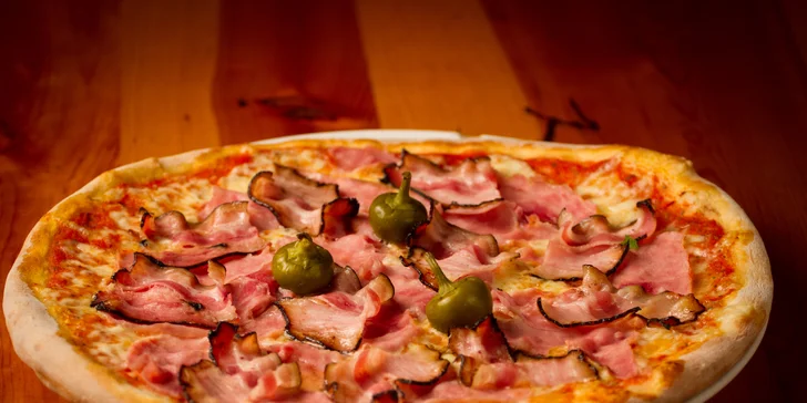 Pizza a nealko nápoj pro 1 nebo 2: vegetariánská, žampionová i pikantní